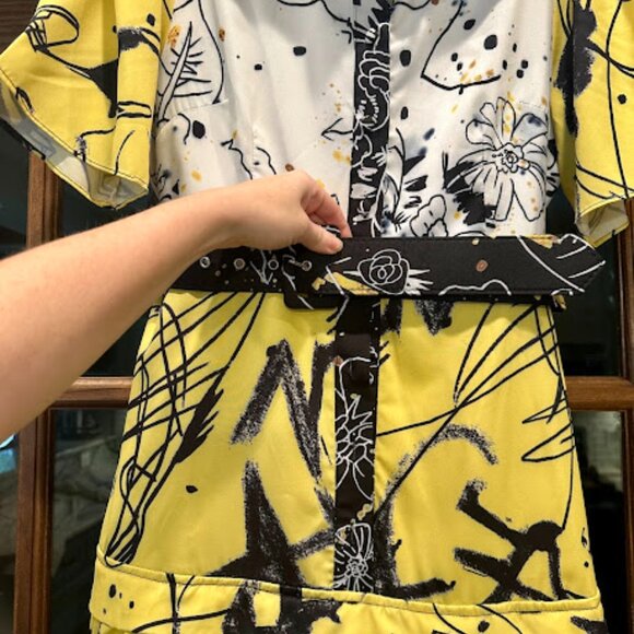 NWT Like the Moon Size Medium Abstract Print‎ Boutique Dress with Belt - Picture 4 of 7